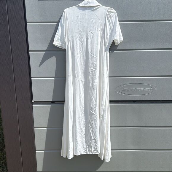 Elegant White Dress - BELAIR - Like New Collared Button Down Maxi Dress - Picture 5 of 5